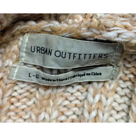 Urban Outfitters Women's Tan‎ Long Sleeve Turtleneck Cropped Sweater Size Large - Picture 5 of 6